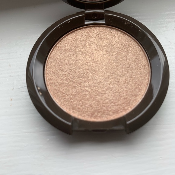 Becca Shimmering Skin Perfector Highlighter Opal - Picture 5 of 6